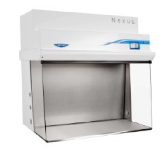 3' Nexus Horizontal Clean Bench. 26" deep work area with standard interior. Features laminar, ISO Class 4 airflow, intelligent OS with 5” touchscreen and an ECM motor with CAP™ Technology. Includes UV and base stand. 230V C/A. EA._1921573