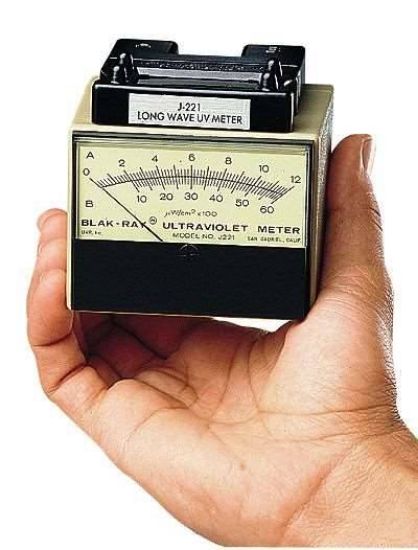 UV RADIOMETER LONG WAVE_1104674