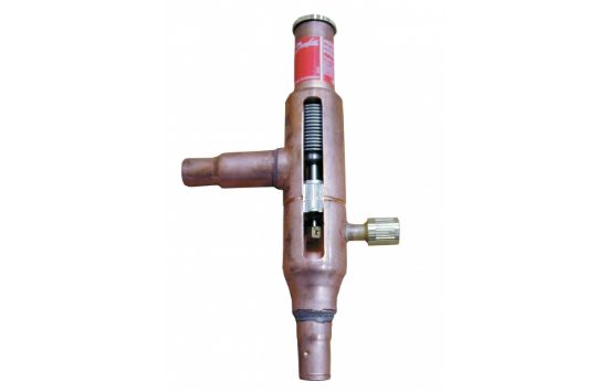 Cutaway model: condensation pressure control valve_1919348