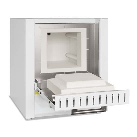 Nabertherm LE6/11 Muffle Furnace with R7 Controller, 6L; 240V_1894586