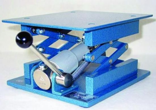 Laboraty jacks with hydraulic drive 25kg, 300x300mm with safety lowering device_1533803