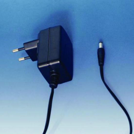 Universal mains adapter AC 100-240 V, 50/60 Hz_1565994