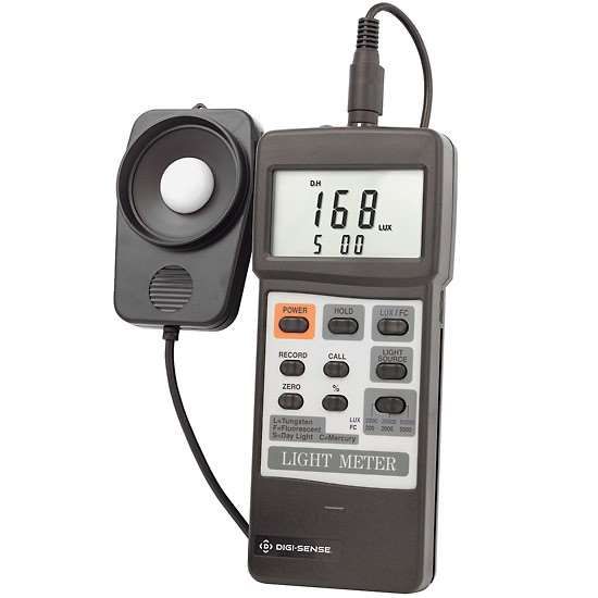Digi-Sense Traceable® Light Meter with RS-232 Output and Calibration_1218080