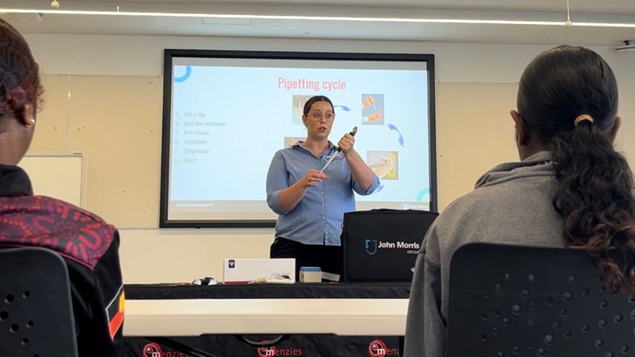 Victoria Hardingham, brought her expertise to Darwin, conducting two hands-on pipette workshops at Charles Darwin University (CDU) and Menzies School of Health Research