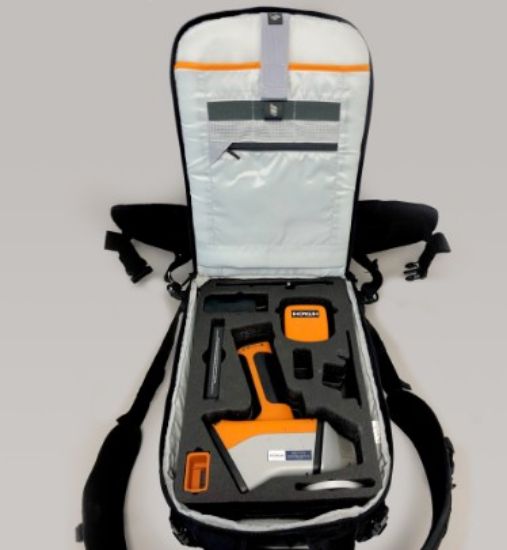 Backpack with custom foam for X-MET8000 Series analysers._2283208