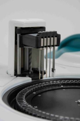 AMS Smartchem 450 Fully Automated Discrete Chemistry Analyzer with Reusable Optical Glass Cuvettes and 100 Sample Configuration, Up to 450 Tests per Hour, Includes Reagent Cooler and Touch Screen PC with Windows License and Smartchem Software_1926816