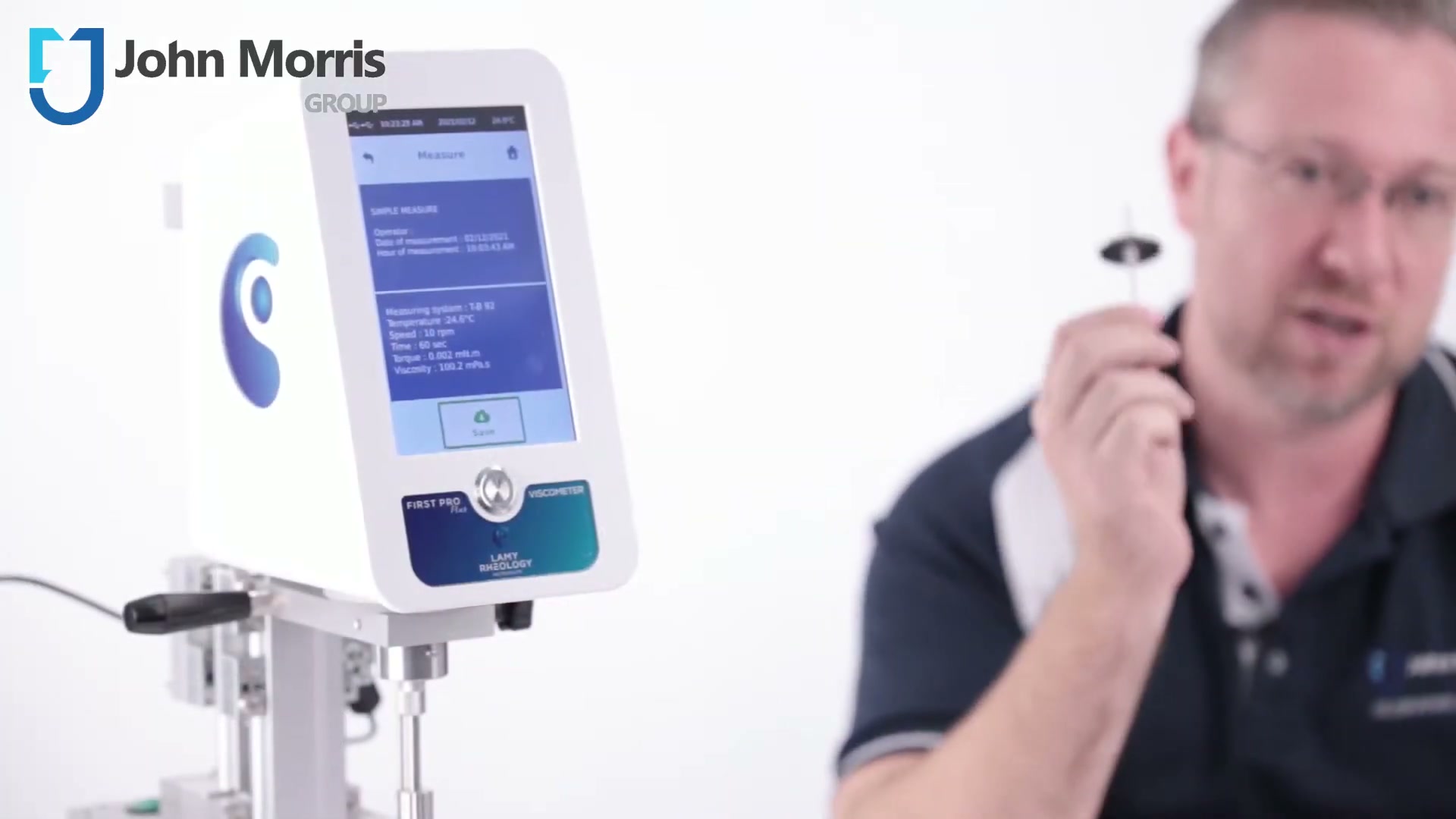 Lamy viscometer touchscreen showing measuring system, speed, torque and viscosity readout