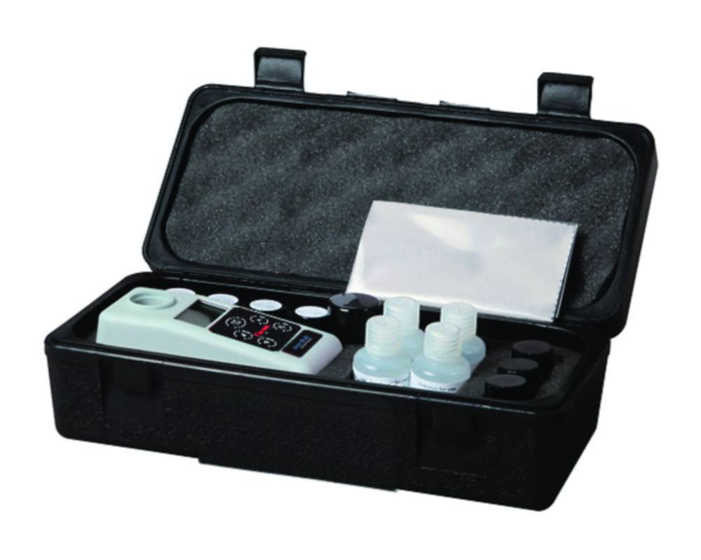 Waterproof TN 100 InfraRed Turbidimeter (NTU) with calibration kit and