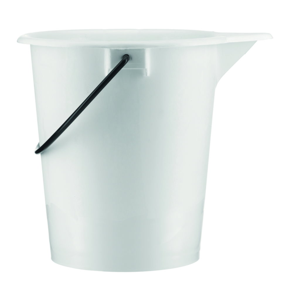 Buckets,PE-HD,with spout and handle,cap. 10 ltrs